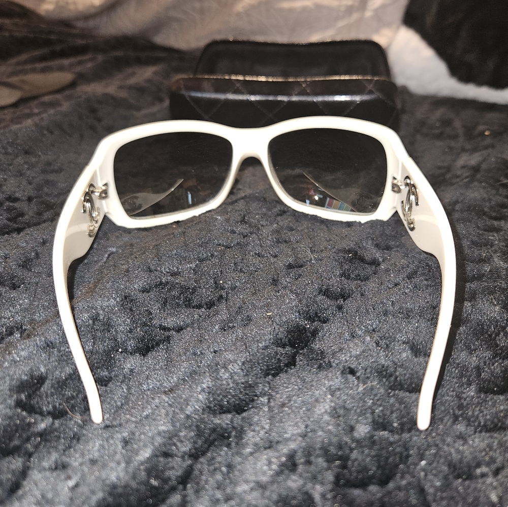 Authentic Chanel Sunglasses - Picture 5 of 5